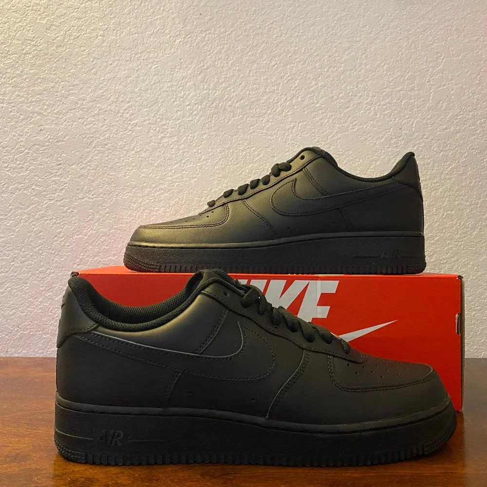 Nike Air Force 1 '07 Low Triple Black Lifestyle Casual Shoes CW2288-001 Size 11